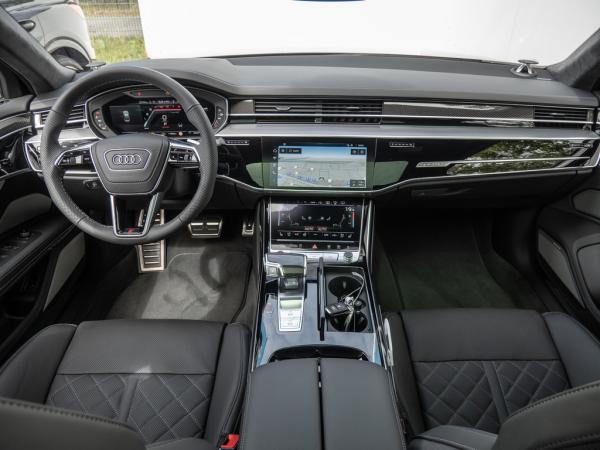 Audi S8 TFSI