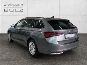 Skoda Octavia Combi Selection 2.0 TDI DSG NAVI ACC HUD LED 360° JAHRESWAGEN