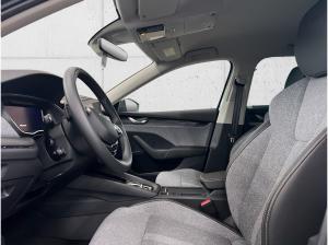 Skoda Octavia Combi Selection 2.0 TDI DSG NAVI ACC HUD LED 360° JAHRESWAGEN