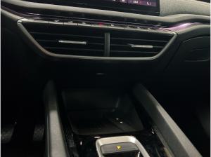 Skoda Octavia Combi Selection 2.0 TDI DSG NAVI ACC HUD LED 360° JAHRESWAGEN
