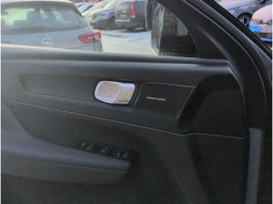 Volvo EX40 Single M. Ext. Range Plus Black Edition