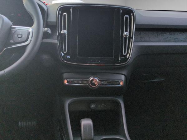 Volvo EX40 Single M. Ext. Range Plus Black Edition