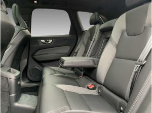 Volvo XC60 T8 Plus Black Edition+360°+HUD+Licht+Lagom