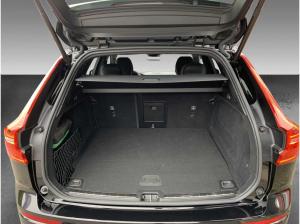 Volvo XC60 T6 Ultra Black Edition+Luftfahrwerk