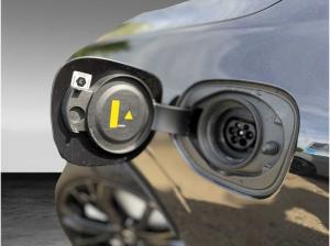 Volvo XC60 T6 Ultra Black Edition+Luftfahrwerk