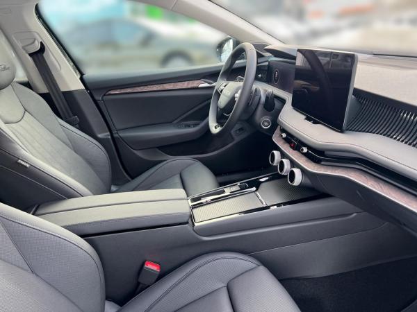 Skoda Superb Combi 2.0 TDI DSG 4x4 L&K *VERSCHIEDENE FARBEN*Sofort Verfügbar*