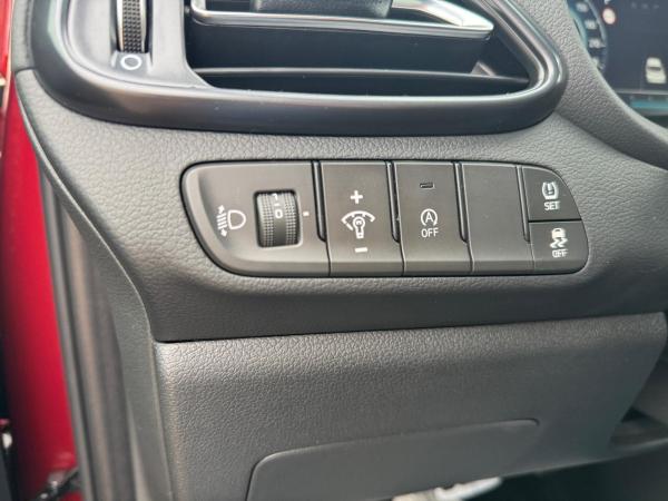 Hyundai i30 1.5T-GDi DCT 48V N-Line Pano/Navi/GRA/Kamera