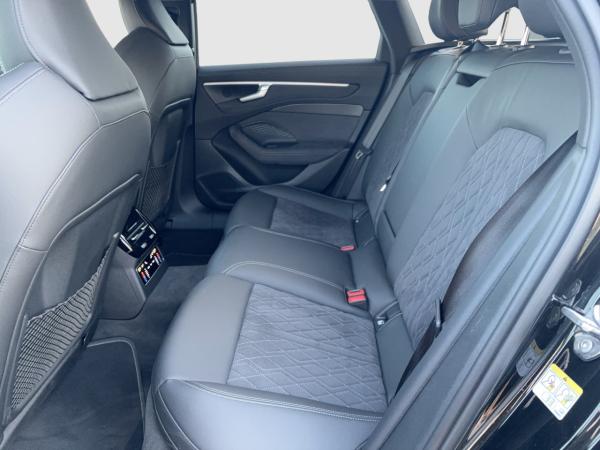 Audi A6 Avant TDI quattro S tronic edition one Intr. S line