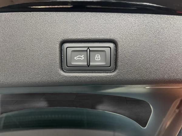 Audi SQ5 3.0 TFSI S tronic Tech Pro Pano Int. S line LM21