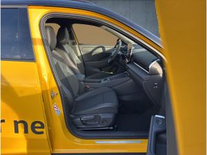 Volkswagen T-Roc R-Line 1.5 eTSI Matrix/Nav/ACC/Keyless/20"