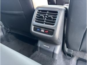 Volkswagen T-Roc R-Line 1.5 eTSI Matrix/Nav/ACC/Keyless/20"