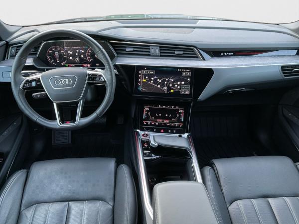 Audi e-tron S PANO MATRIX B&O LEDER 360° VOLL!