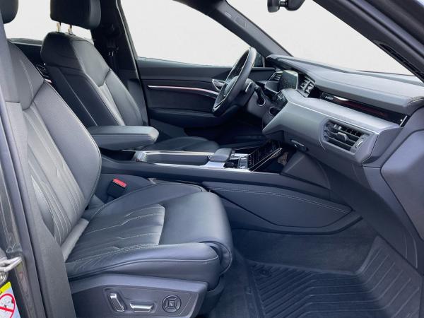 Audi e-tron S PANO MATRIX B&O LEDER 360° VOLL!