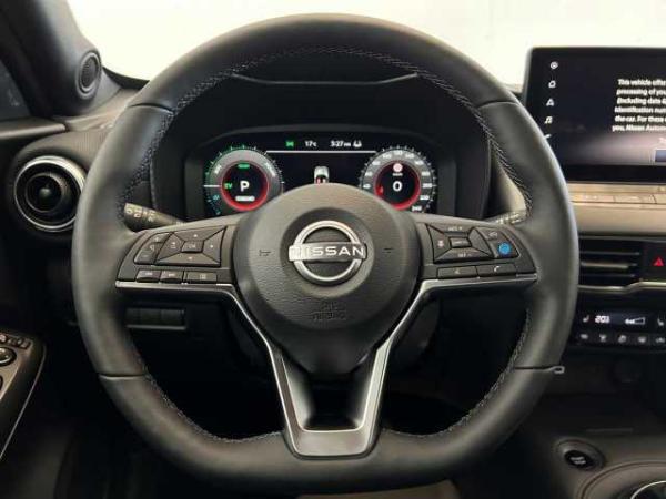 Nissan Juke 1.6 Hybrid N-Connecta + Winterpaket