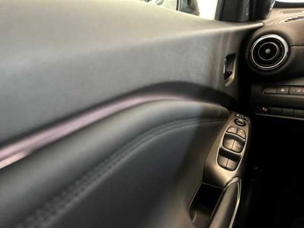 Nissan Juke 1.6 Hybrid N-Connecta + Winterpaket