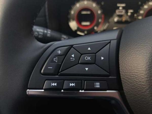 Nissan Juke 1.0 DIG-T N-Connecta + Winterpaket