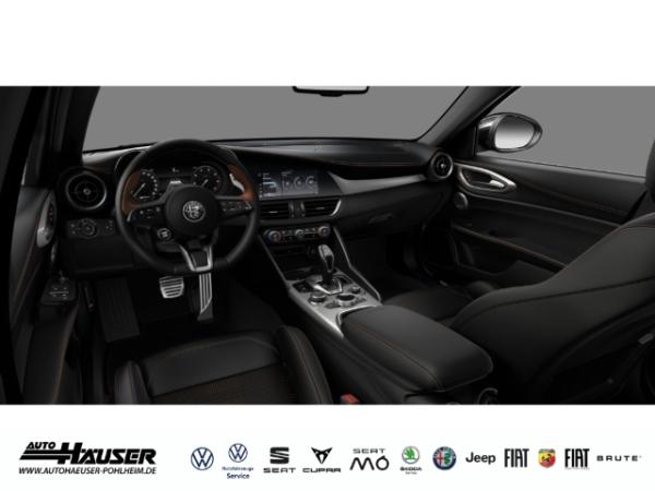 Alfa Romeo Giulia INTENSA 2.0 Turbo AT8 Q4 PANO HARMAN-KARDON BREMBO ROSSO-ETNA