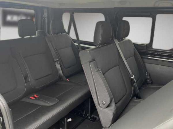 Nissan Primastar Kombi dCi 170 L1H1 Tekna Automatik 8-Sitzer