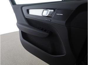 Volvo XC40 B3 Plus Black Edition 360CAM/BLIS/ACC/Frontscheibenheizung