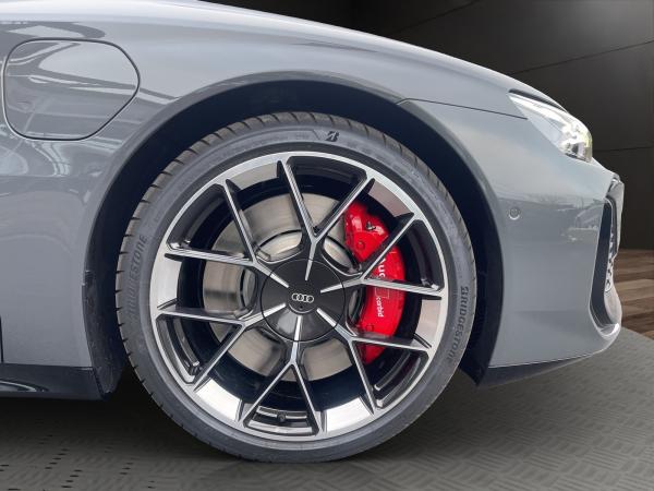Audi RS e-tron GT Laserlicht / HuD / Assistenzpaket pro / Sitzbelüftung & Massage