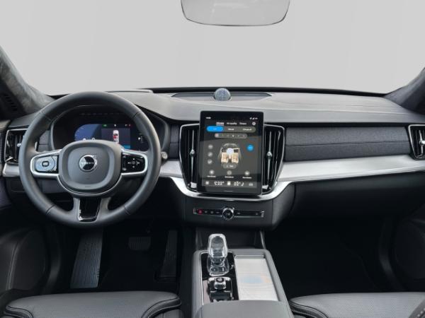 Volvo XC90 Recharge T8 AWD Ultra Black Edition 7-Sitzer 21'' ACC B&W Luft Nappa 360 Kamera HUD