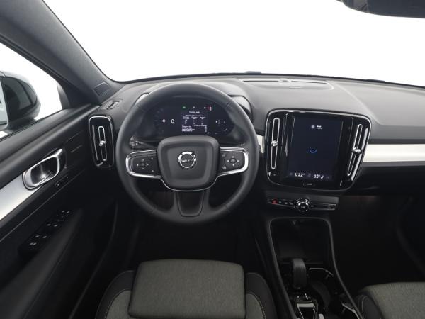 Volvo XC40 B3/Plus/ Black Edition/ Vapour Grey/ 360 grad/ SOFORT! Volvo XC40 B3/Plus/ Black Edition/ Vapour Grey/ 360 grad/ SOFORT!