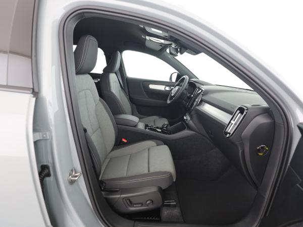 Volvo XC40 B3/Plus/ Black Edition/ Vapour Grey/ 360 grad/ SOFORT! Volvo XC40 B3/Plus/ Black Edition/ Vapour Grey/ 360 grad/ SOFORT!