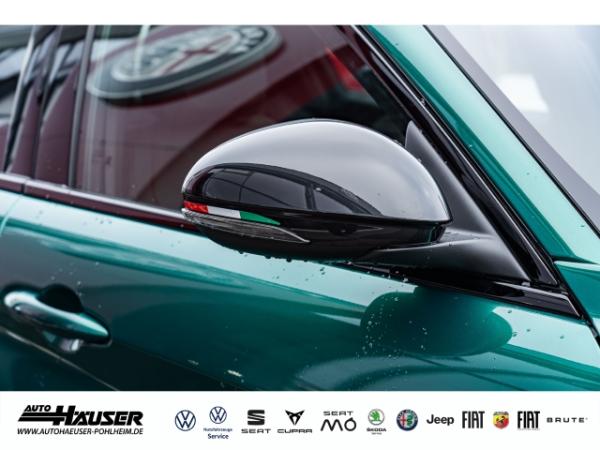 Alfa Romeo Giulia INTENSA 2.0 Turbo AT8 Q4 PANORAMA HARMAN-KARDON BREMBO