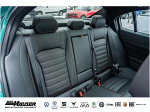 Alfa Romeo Giulia INTENSA 2.0 Turbo AT8 Q4 PANORAMA HARMAN-KARDON BREMBO