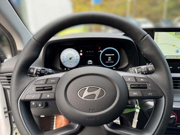 Hyundai BAYON FL (MY25) 1.0 T-GDI (100 PS) 7-DCT Trend, Navi