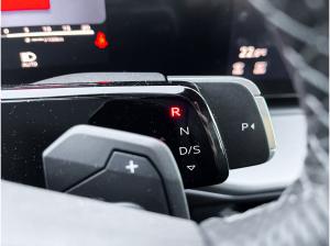 Audi Q3 TFSI S tronic S line LED Audi Q3 TFSI S tronic S line LED