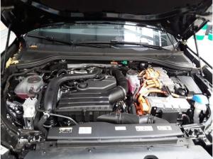 Volkswagen Passat Variant 1.5 TSI DSG eHybrid R-Line Navi IQ.Light DCC DAB+ FrontAssist