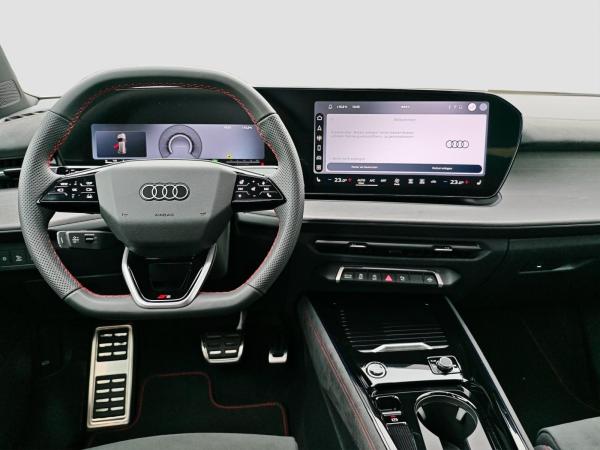 Audi Q3 SUV 2.0 TFSI quattro MATRIX HUD Virtual 360°