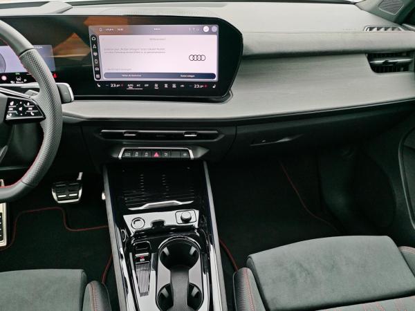 Audi Q3 SUV 2.0 TFSI quattro MATRIX HUD Virtual 360°