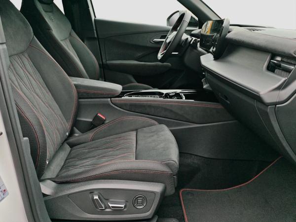 Audi Q3 SUV 2.0 TFSI quattro MATRIX HUD Virtual 360°