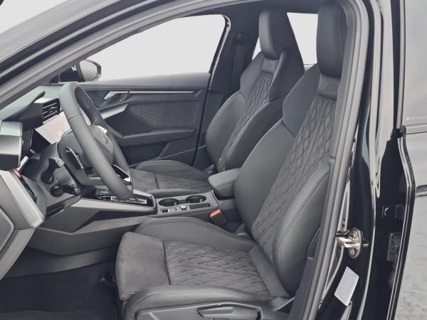 Audi RS3 Sportback quattro LED Kamera Virtual