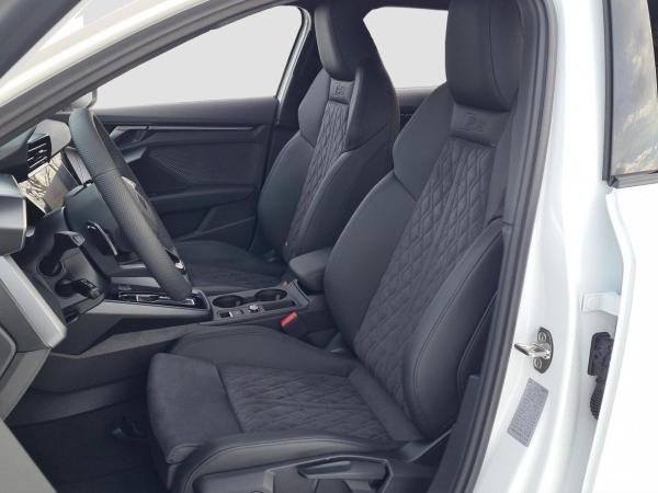 Audi RS3 Sportback quattro HUD Virtual Kamera