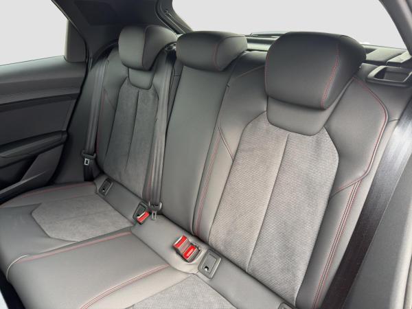 Audi A1 Sportback S line 40 TFSI Virtual Navi+