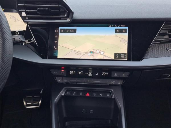 Audi RS3 Sportback quattro HUD Virtual Kamera