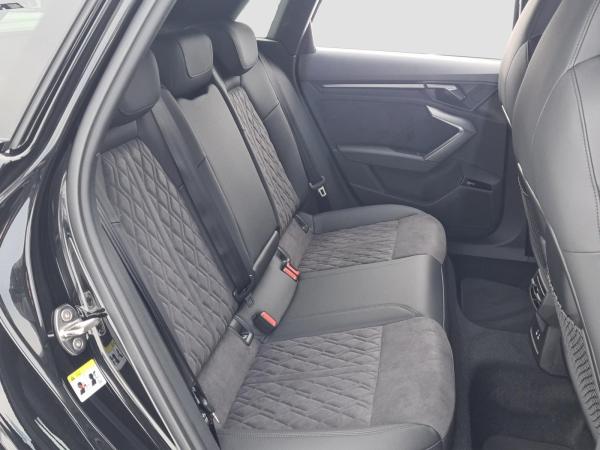 Audi RS3 Sportback quattro LED Kamera Virtual