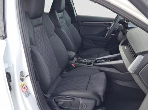 Audi RS3 Sportback quattro HUD Virtual Kamera