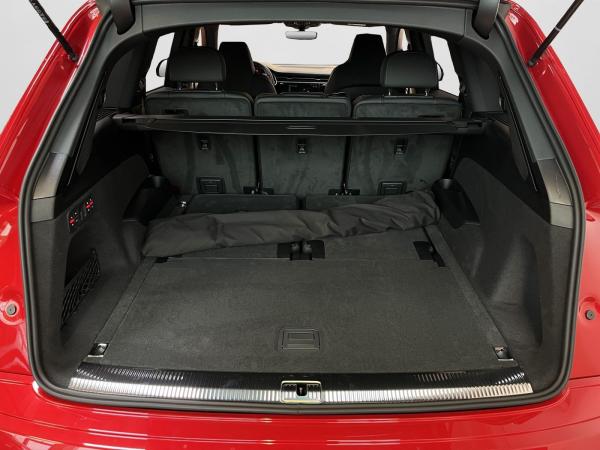 Audi Q7 tiptronic AHK, Pano-Schiebedach, B&O Sound, 4xSitzhzg., Allradlenkung, HUD