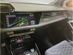 Audi RS3 Limousine HUD, Panorama Glasdach, RS-Sportauspuff, Soundsystem