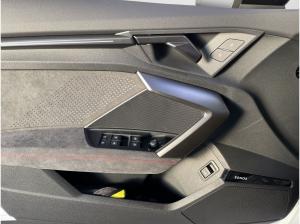 Audi RS3 Limousine HUD, Panorama Glasdach, RS-Sportauspuff, Soundsystem