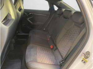 Audi RS3 Limousine HUD, Panorama Glasdach, RS-Sportauspuff, Soundsystem