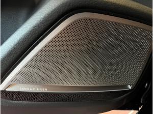 Audi RS6 Avant tiptronic HD Matrix, AHK, RS Sportauspuff, Dynamikpaket plus, Keramikbremse, HUD,B&O