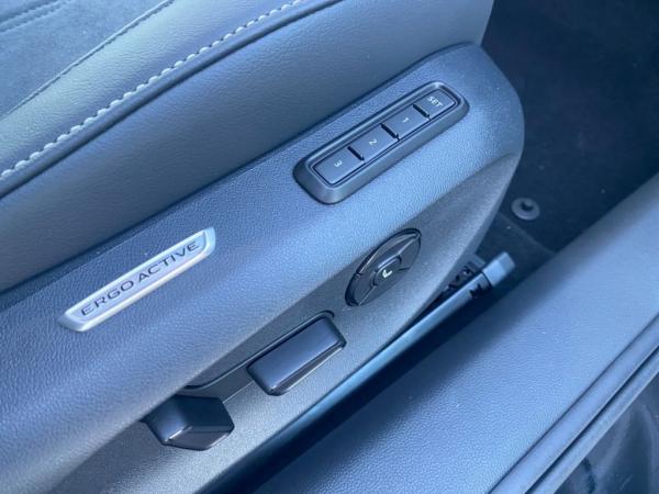 Volkswagen Passat 1.5 eTSI Business *Sofort Verfügbar* inkl. 5 Jahre NW Garantie AHK Winterräder IQ.Light