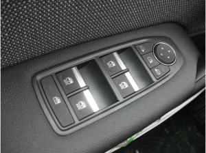 Renault Captur Techno Mild Hybrid 140 EDC