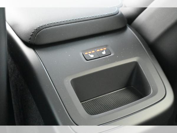Volvo XC60 T6 Plus Bright/ Sofort / 0,5% / HUD/ Pano / 360 / Bis 30.03!
