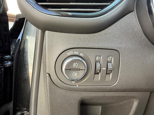 Opel Crossland 1.2T Parkpilot,Sitzheizung,Tempomat